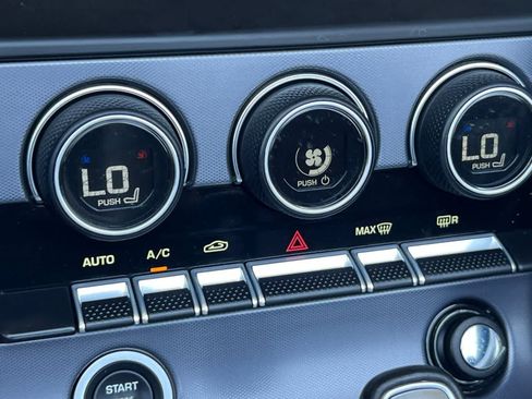 Used 2020 Jaguar F-TYPE Convertible RWD image 25