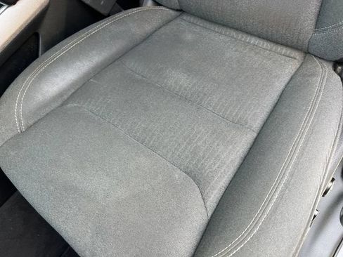 Used 2019 RAM 1500 Big Horn AWD/4WD image 13