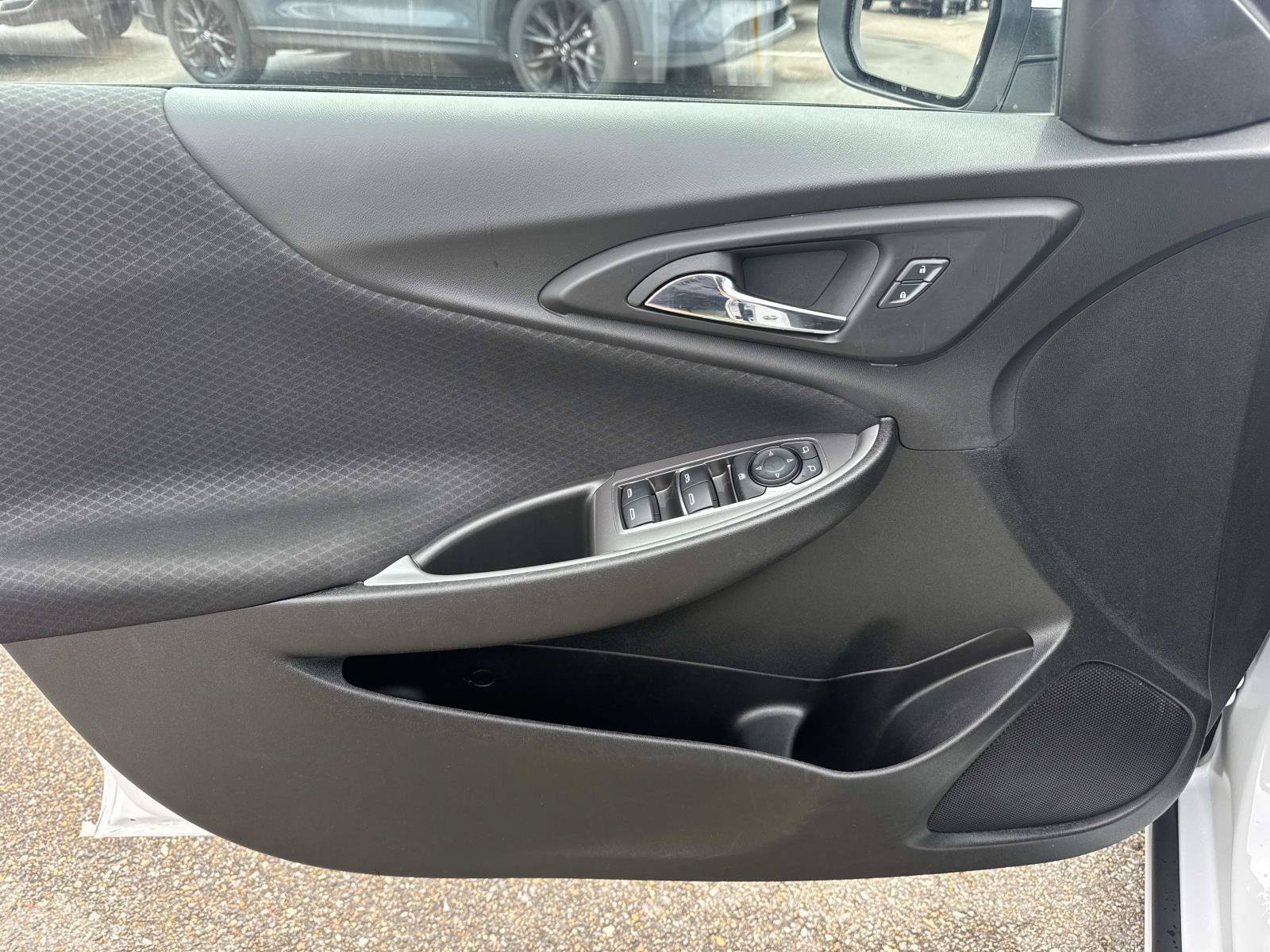 Used 2025 Chevrolet Malibu LT FWD image 19