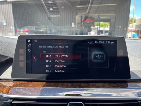 Used 2017 BMW 530i xDrive AWD/4WD image 30