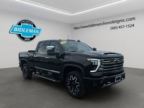 Used 2024 Chevrolet Silverado 2500 High Country w/ Technology Package AWD/4WD image 1