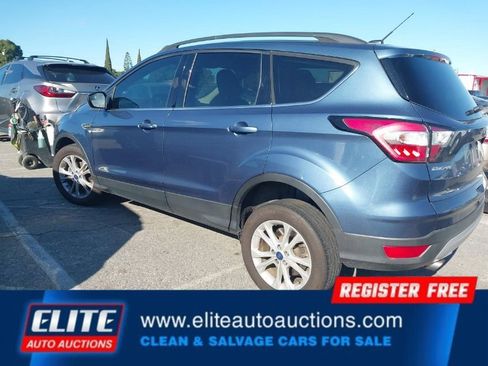 Used 2018 Ford Escape SE image 5