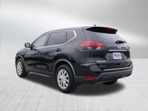 Used 2020 Nissan Rogue S image 5