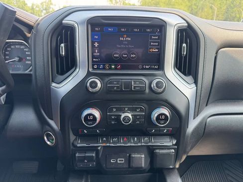Used 2020 GMC Sierra 1500 Elevation AWD/4WD image 7