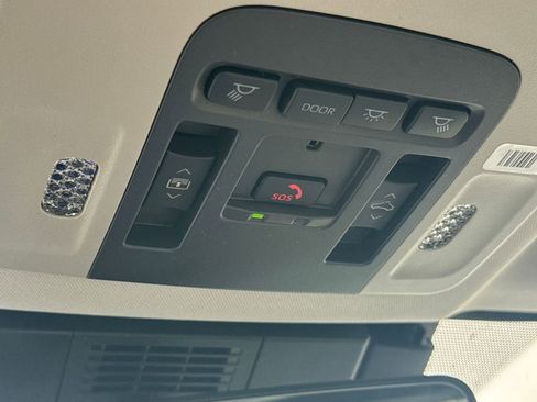 New 2026 Toyota Camry XLE AWD/4WD image 33