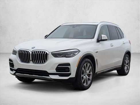 Used 2023 BMW X5 xDrive45e w/ Parking Assistance Package image 1