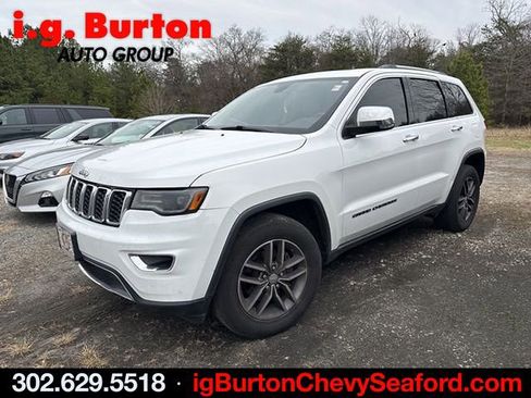 Used 2018 Jeep Grand Cherokee Limited w/ Luxury Group II image 3