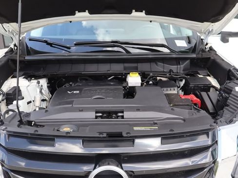 Used 2023 Nissan Pathfinder SL AWD/4WD image 22