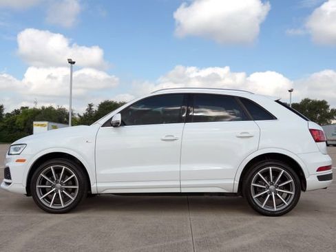 Used 2018 Audi Q3 2.0T Premium Plus w/ Premium Plus Package AWD/4WD image 4