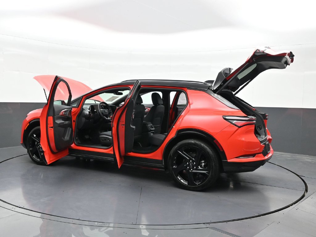 Used 2026 Chevrolet Equinox EV RS FWD image 35