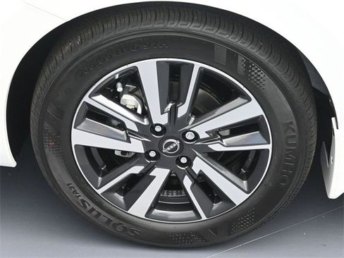 New 2025 Nissan Versa SV w/ Trunk Package image 7