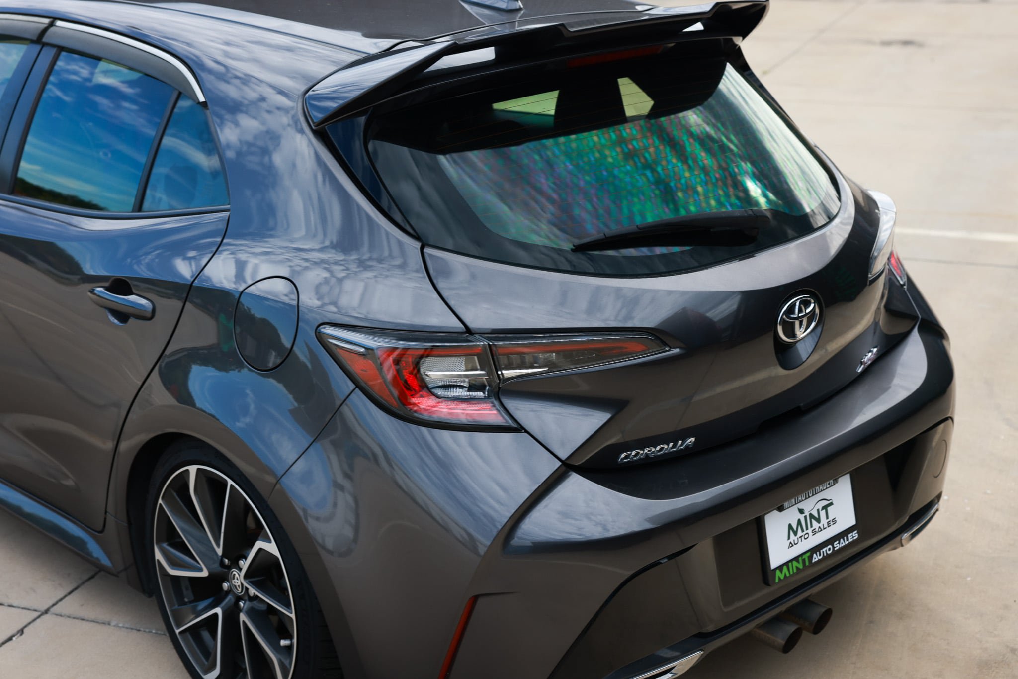 Used 2021 Toyota Corolla XSE FWD image 48
