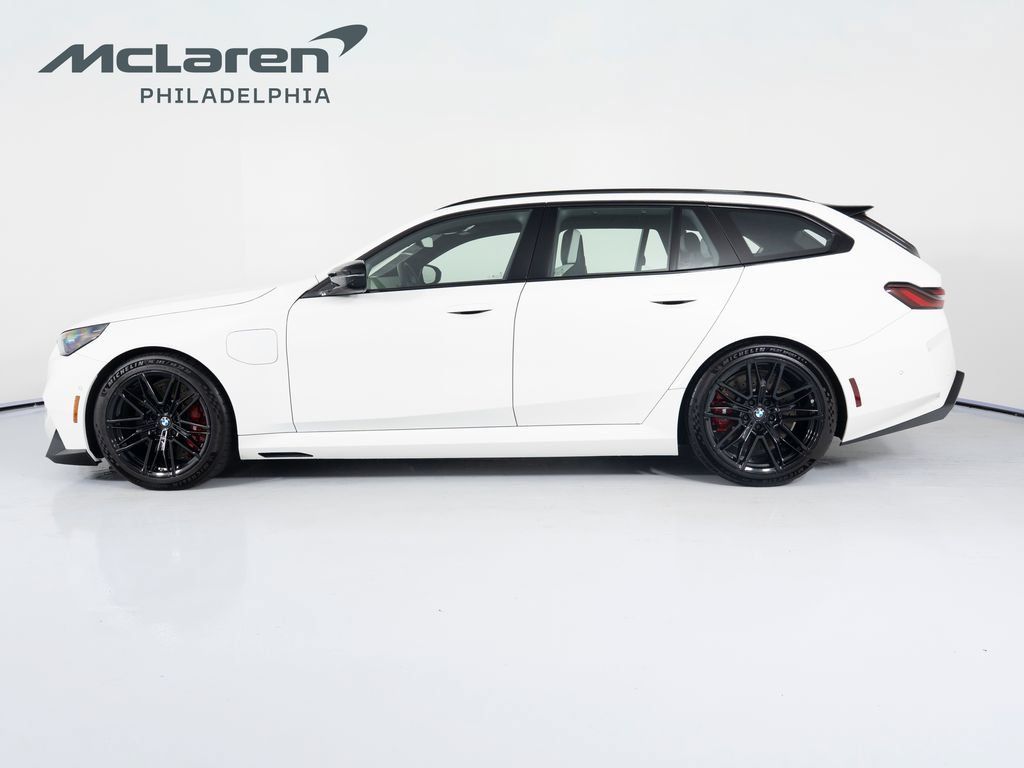 Used 2026 BMW M5 Touring w/ M Driver's Package AWD/4WD image 8