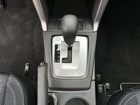 Used 2015 Subaru Forester 2.5i Premium AWD/4WD image 19