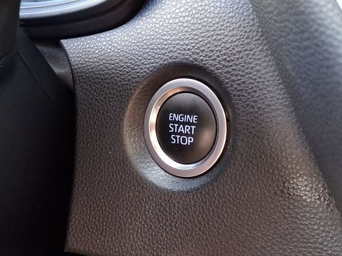 Certified 2022 Toyota Corolla SE w/ SE Premium Package FWD image 28