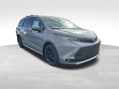 New 2025 Toyota Sienna XLE Woodland Edition