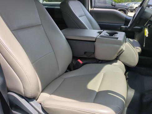 Used 2022 Ford F350 XL w/ STX Appearance Package RWD image 30