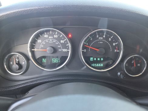 Used 2012 Jeep Wrangler Sahara w/ Connectivity Group image 29