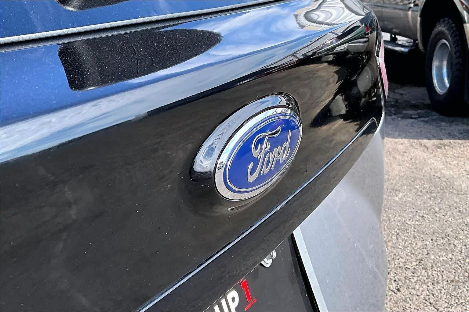 Used 2020 Ford Edge ST-Line FWD image 31