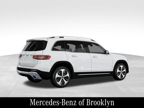 Certified 2026 Mercedes-Benz GLB 250 4MATIC image 23