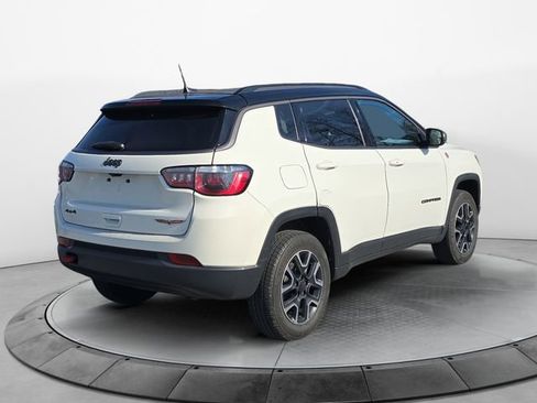 Used 2019 Jeep Compass Trailhawk image 5