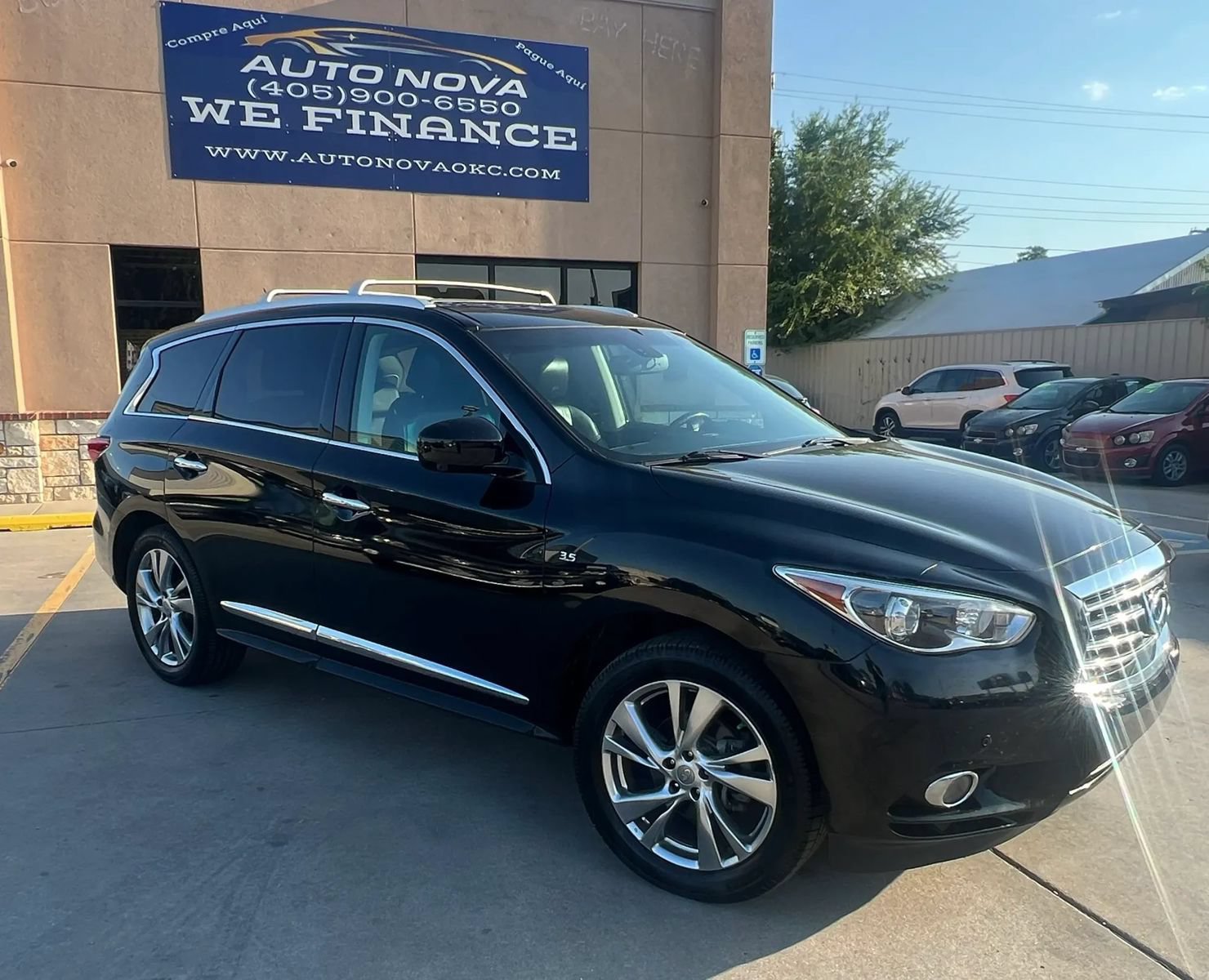 Used 2014 INFINITI QX60 Luxe w/ Deluxe Touring Package AWD/4WD image 11