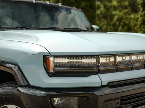 Used 2025 GMC Hummer EV 3X w/ Extreme Off-Road Package AWD/4WD image 7