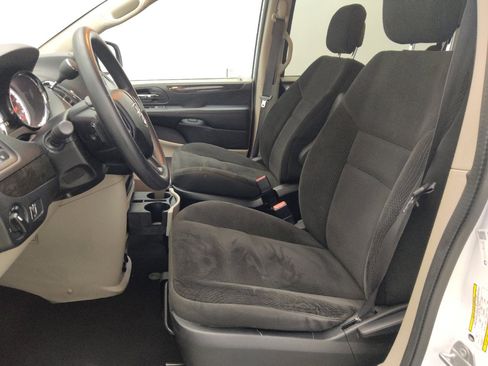 Used 2017 Dodge Grand Caravan SE w/ Power Window Group FWD image 17