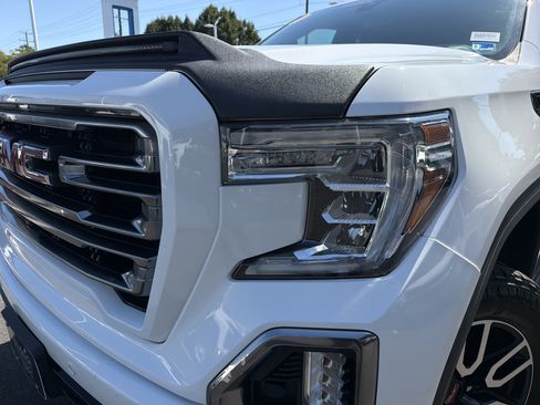 Used 2020 GMC Sierra 1500 AT4 w/ AT4 Premium Package AWD/4WD image 6