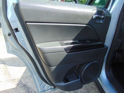 Used 2014 Jeep Patriot Sport w/ Power Value Group AWD/4WD image 21