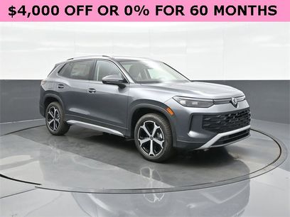 New 2025 Volkswagen Tiguan SE