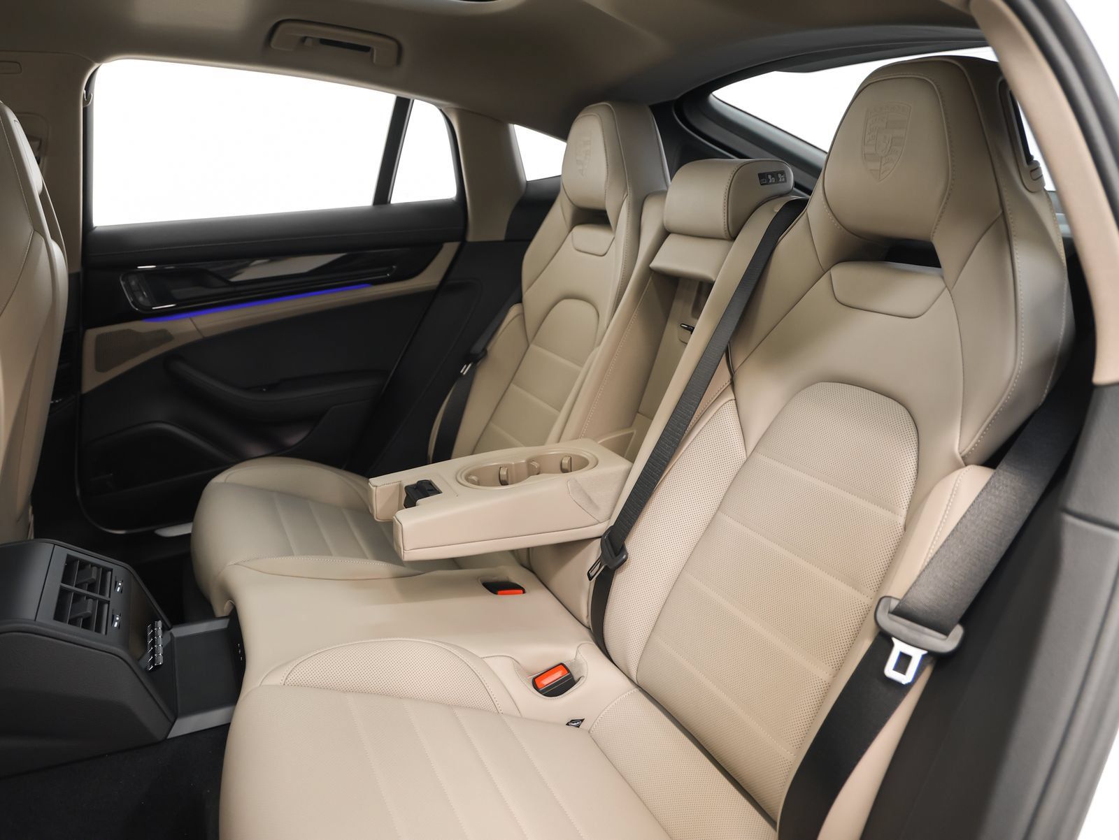 Certified 2026 Porsche Panamera 4 AWD/4WD image 44