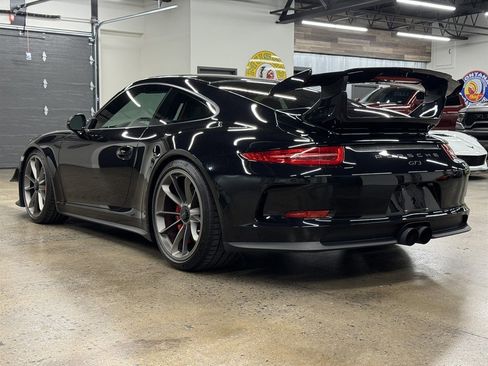 Used 2015 Porsche 911 GT3 image 9
