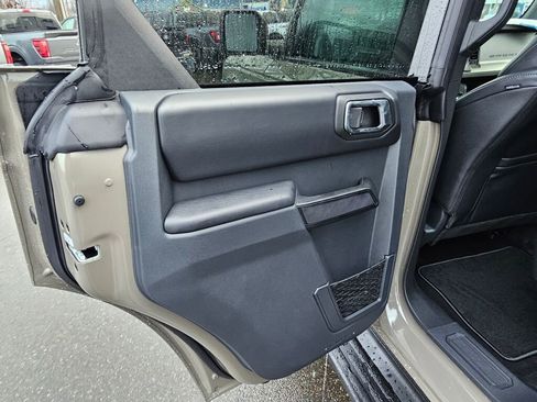 New 2025 Ford Bronco Outer Banks w/ Sasquatch Package image 8