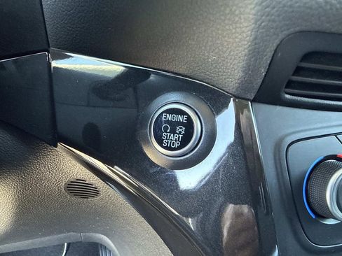 Used 2018 Ford Escape Titanium image 28