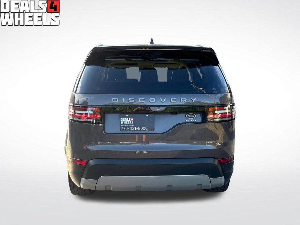 Used 2017 Land Rover Discovery HSE AWD/4WD image 4