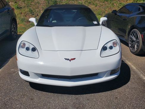 Used 2009 Chevrolet Corvette Convertible w/ Preferred Equipment Group image 2