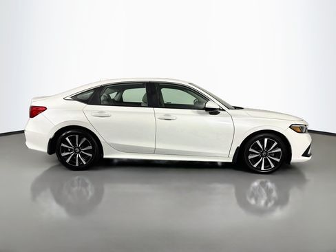 Certified 2024 Honda Civic EX image 4