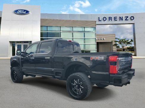 Used 2024 Ford F250 Platinum w/ FX4 Off-Road Package image 7