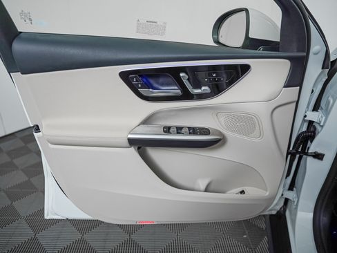 Certified 2025 Mercedes-Benz GLC 350e 4MATIC image 20