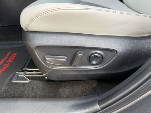 Certified 2024 Toyota RAV4 XLE Premium image 24