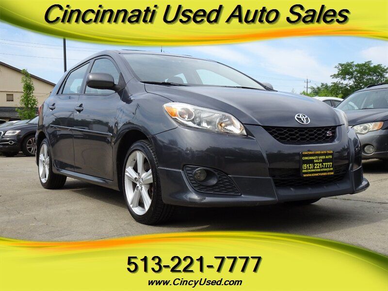 Used 2010 Toyota Matrix S w/ Sport Pkg FWD image 1