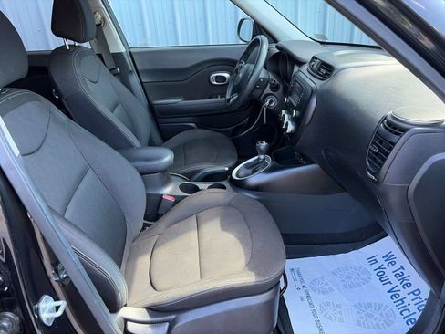 Used 2019 Kia Soul FWD image 25