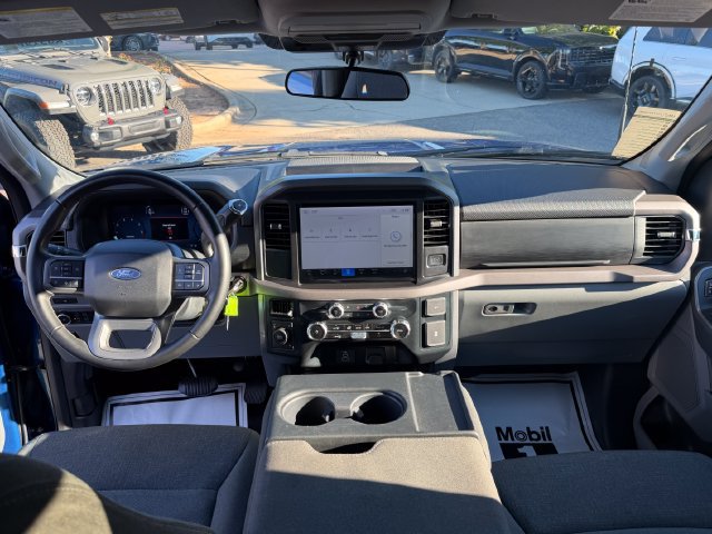 Used 2025 Ford F150 XLT w/ Equipment Group 301A Standard AWD/4WD image 27