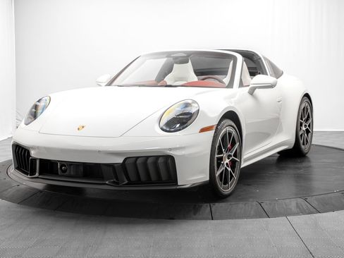Used 2026 Porsche 911 Targa 4 GTS AWD/4WD image 3