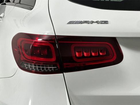 Certified 2022 Mercedes-Benz GLC 43 AMG 4MATIC image 33