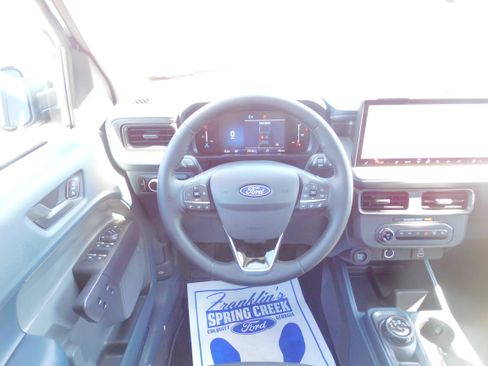 New 2025 Ford Maverick XLT w/ XLT Luxury Package image 17