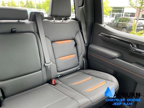 Used 2025 GMC Sierra 1500 AT4 AWD/4WD image 23
