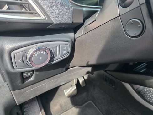 Used 2019 Lincoln Nautilus Reserve image 16