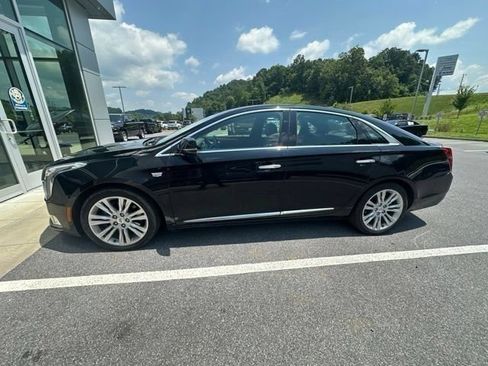 Used 2019 Cadillac XTS Luxury FWD image 5